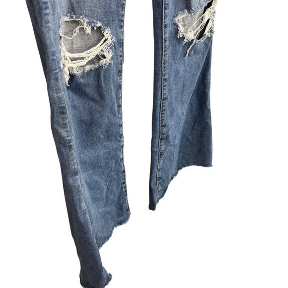 American Eagle Super High Rise Flare Medium Wash Next Level Stretch Jeans sz 14 - Picture 2 of 16